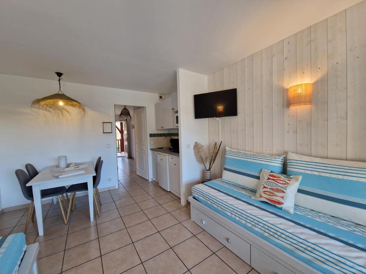 Apartment Au Coeur Du Golf, Proche Du Et Velodyssee