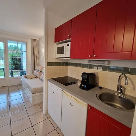Appartements Au Coeur Du Golf, Proche Du Lac Et Velodyssee Biscarrosse Exterior photo