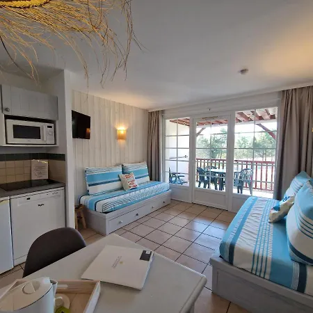 Appartements Au Coeur Du Golf, Proche Du Lac Et Velodyssee Biscarrosse Exterior photo