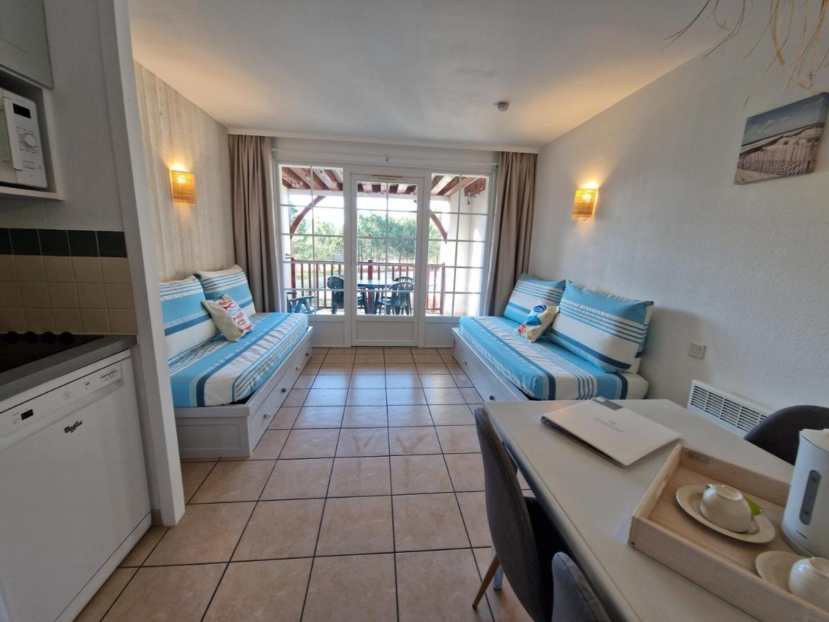 Au Coeur Du Golf, Proche Du Et Velodyssee Apartment