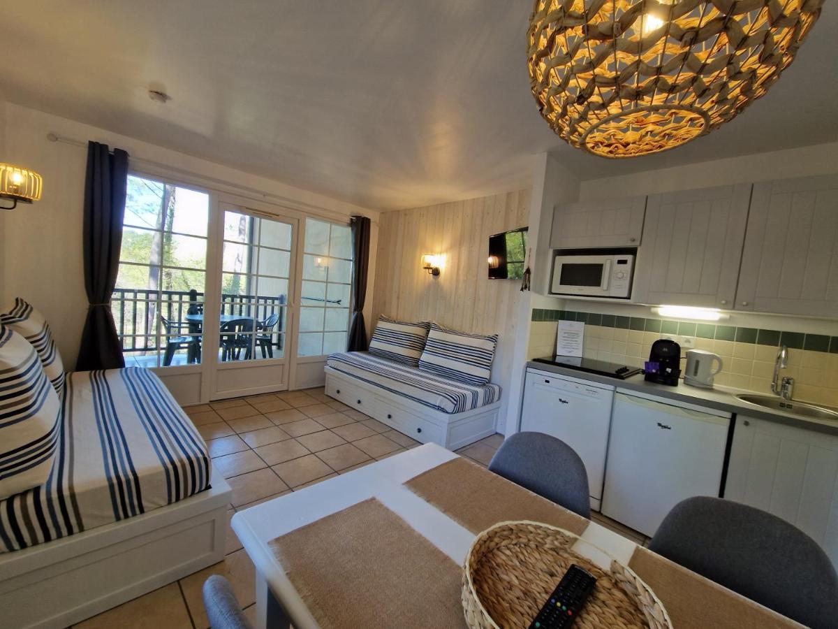 Au Coeur Du Golf, Proche Du Et Velodyssee Apartment *