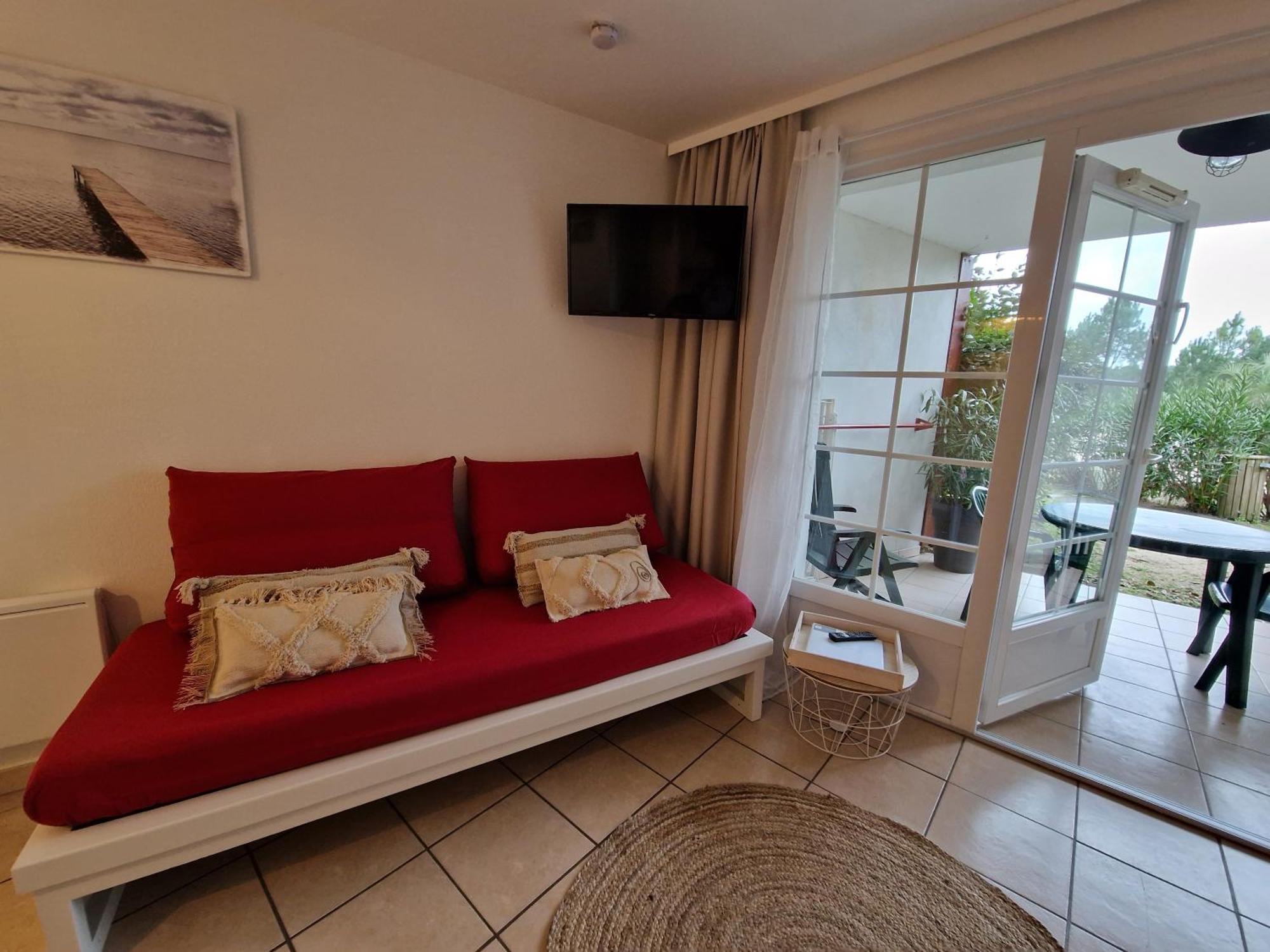 Au Coeur Du Golf, Proche Du Et Velodyssee Apartment *